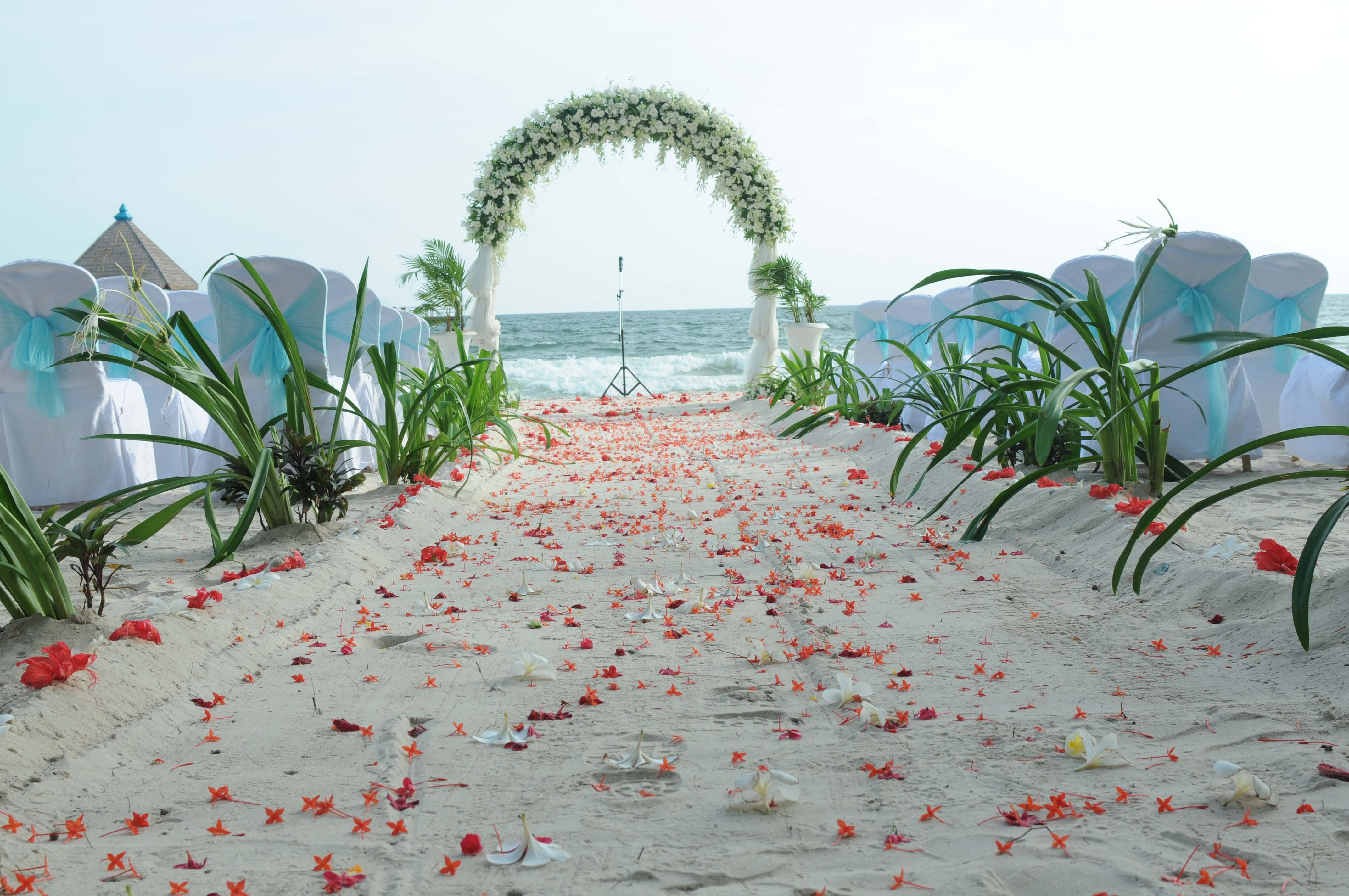 Independence Hotel Resort & Spa Sihanoukville Bagian luar foto