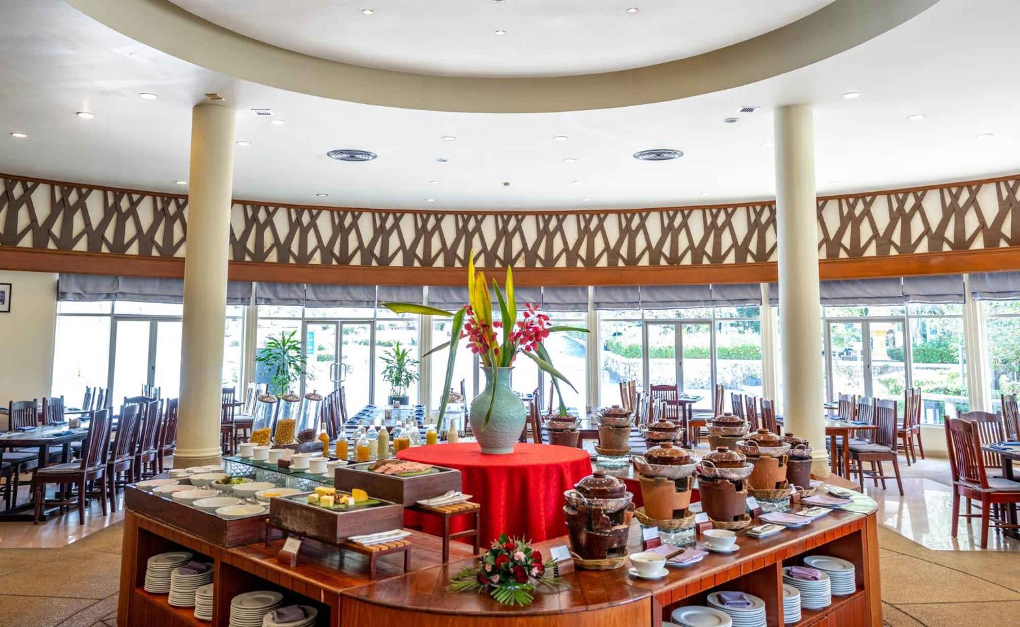 Independence Hotel Resort & Spa Sihanoukville Bagian luar foto